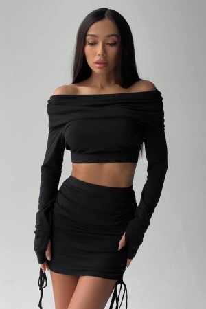 213891 TOPTAN SİYAH ETEK TAKIM