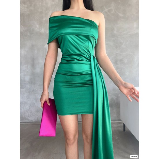 213953 GREEN Evening dress