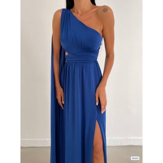 214282 Saxe Evening dress