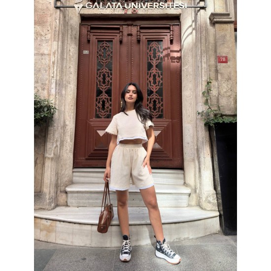 216527 cream Shorts suit