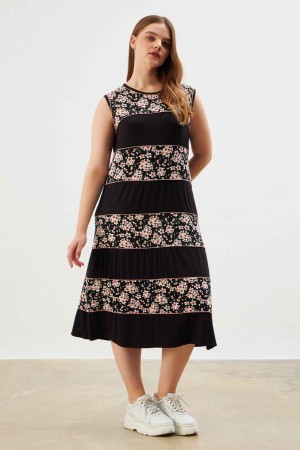 216634 patterned DRESS