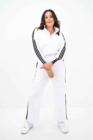 217415 TOPTAN BEYAZ EŞOFMAN TAKIM