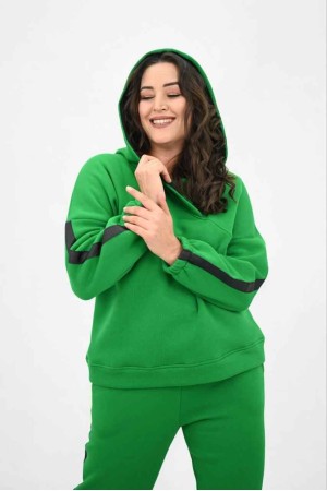 217433 TOPTAN YEŞİL EŞOFMAN TAKIM