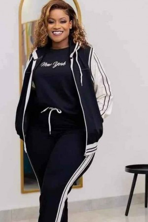 217515 TOPTAN SİYAH EŞOFMAN TAKIM