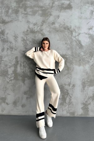 218240 beige Pants suit