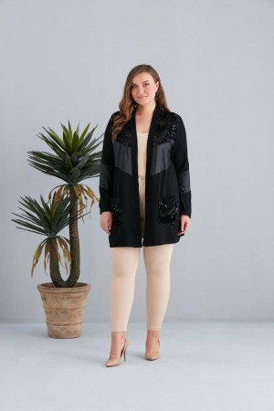 218947 TOPTAN SİYAH HIRKA