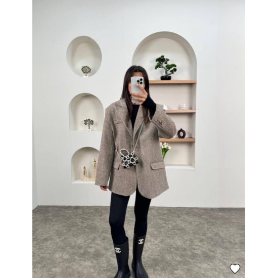 220027 beige JACKET