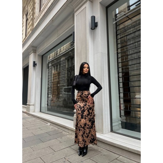 220047 patterned SKIRT