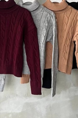 220066 TOPTAN SİYAH KAZAK