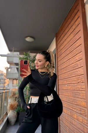 220103 TOPTAN SİYAH BLUZ