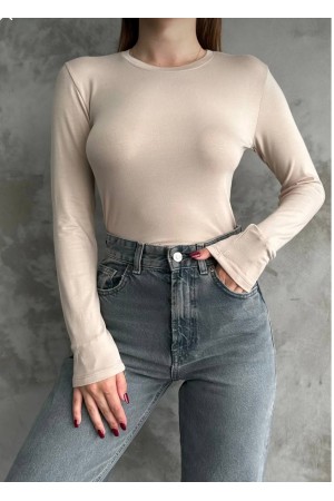 220110 beige BLOUSE