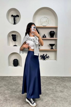 220216 TOPTAN LACİVERT ETEK