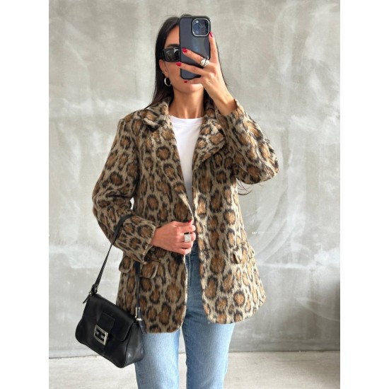 220226 leopard JACKET