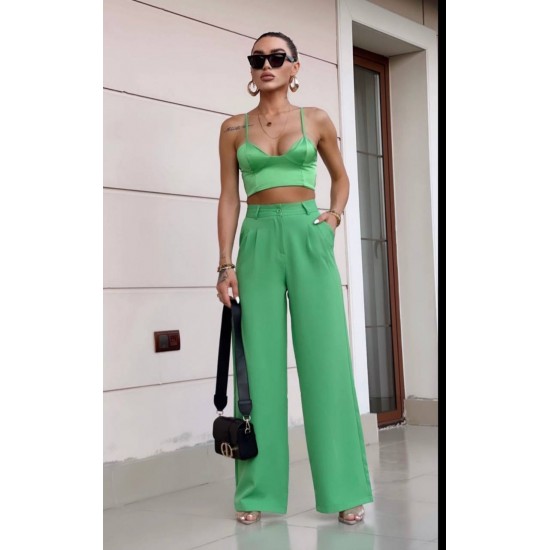 220308 GREEN TROUSERS