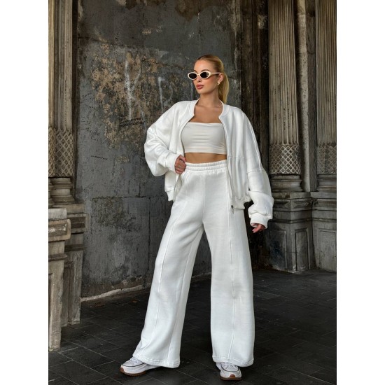 220315 TOPTAN BEYAZ EŞOFMAN TAKIM