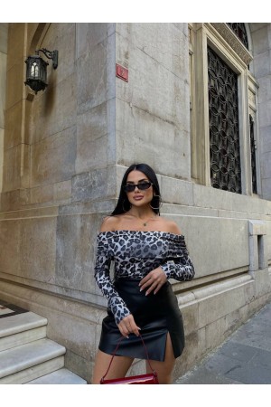 220352 TOPTAN LEOPAR BLUZ