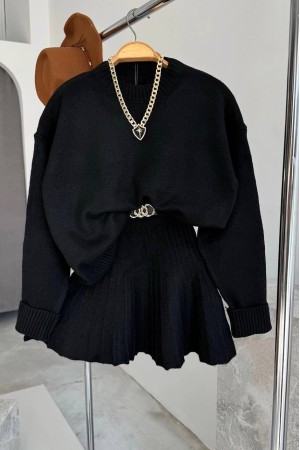 220446 TOPTAN SİYAH ETEK TAKIM