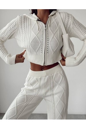 220477 TOPTAN BEYAZ PANTOLON TAKIM