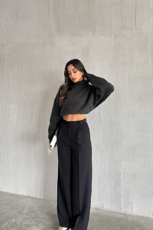 220526 black TROUSERS