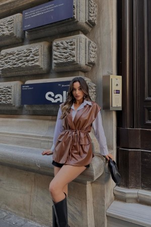 220528 floor WAISTCOAT