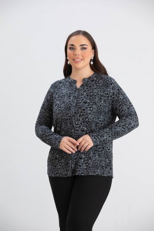 220605 patterned SHIRT