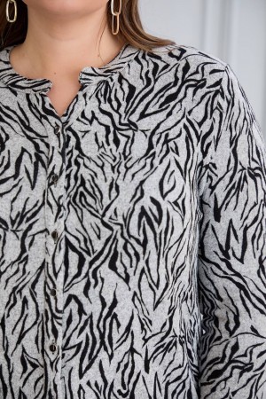 220617 patterned SHIRT