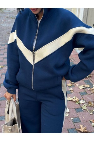 220760 burgundy Track suitcase