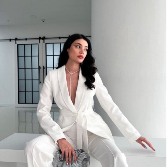 220912 TOPTAN BEYAZ PANTOLON TAKIM