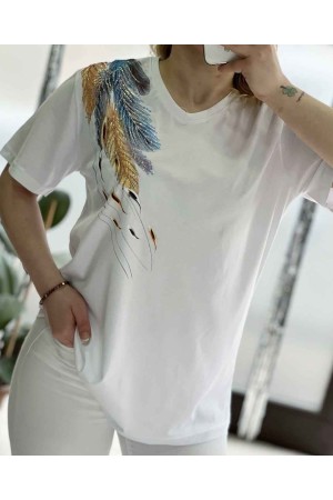 222160 white T shirts