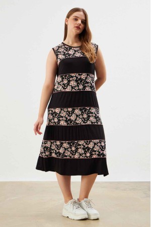 222305 patterned DRESS