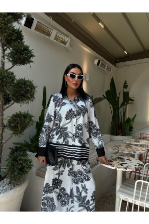 222809 patterned Pants suit