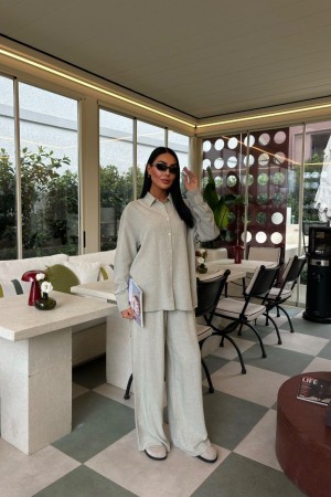 222879 Water is green Pants suit