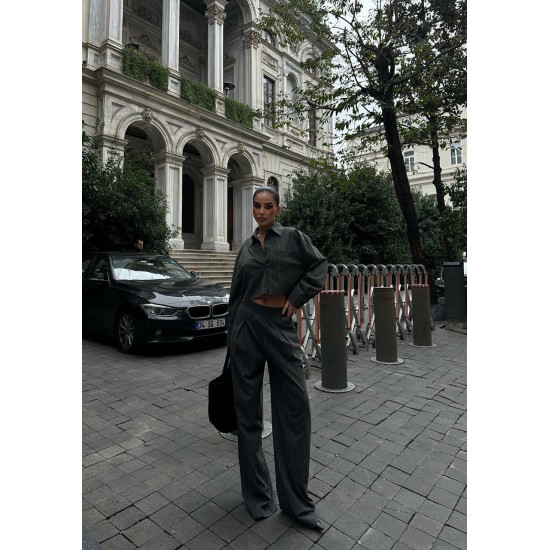 222932 TOPTAN GRİ PANTOLON TAKIM