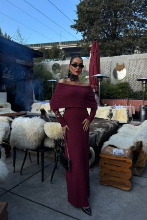 223015 TOPTAN BORDO ELBİSE