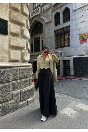 223029 TOPTAN SİYAH ETEK