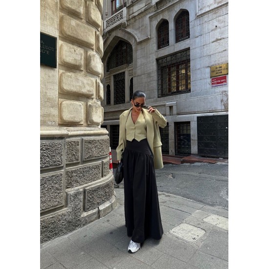 223029 TOPTAN SİYAH ETEK