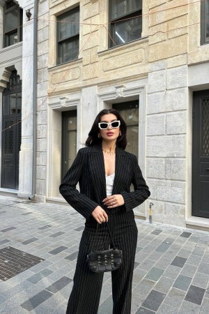 223052 TOPTAN SİYAH PANTOLON TAKIM