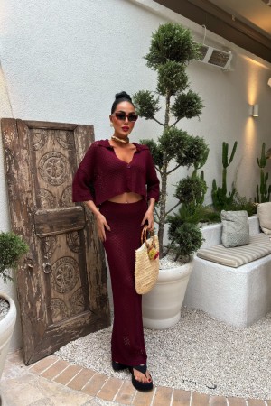 223097 burgundy Skirt