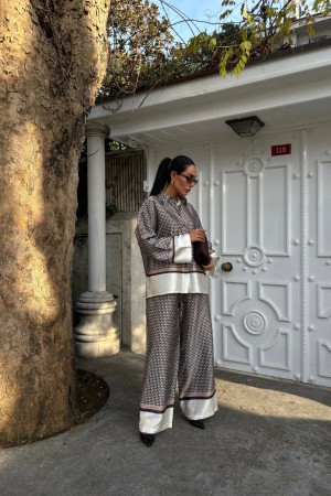 223120 TOPTAN DESENLİ PANTOLON TAKIM