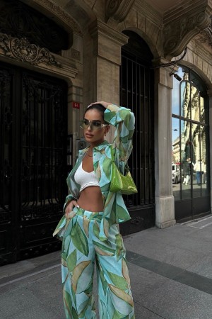 223133 TOPTAN DESENLİ PANTOLON TAKIM