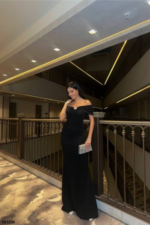 223541 black Evening dress