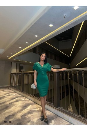 223602 TOPTAN ZÜMRÜT YEŞİL ELBİSE