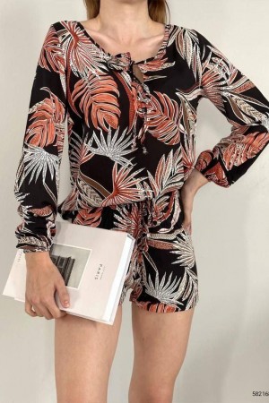 223647 patterned Shorts suit