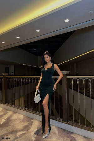 223798 TOPTAN ZÜMRÜT YEŞİL ABİYE