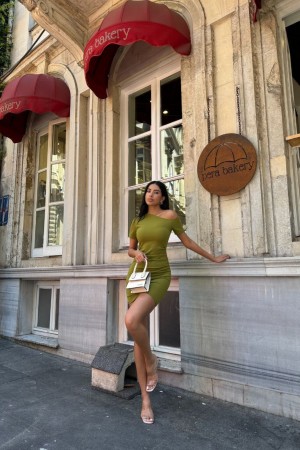 223887 TOPTAN YEŞİL ELBİSE