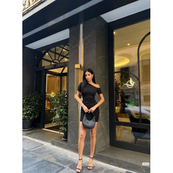 223889 TOPTAN SİYAH ELBİSE