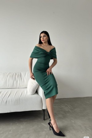 223918 Emerald Green Evening dress