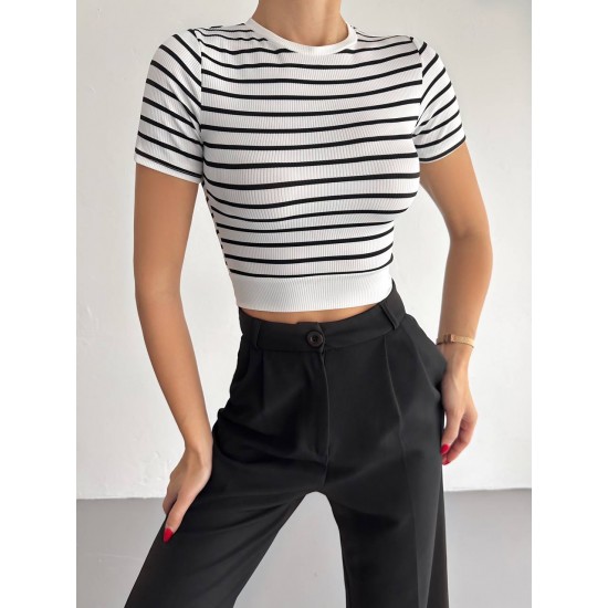 224714 striped Crop