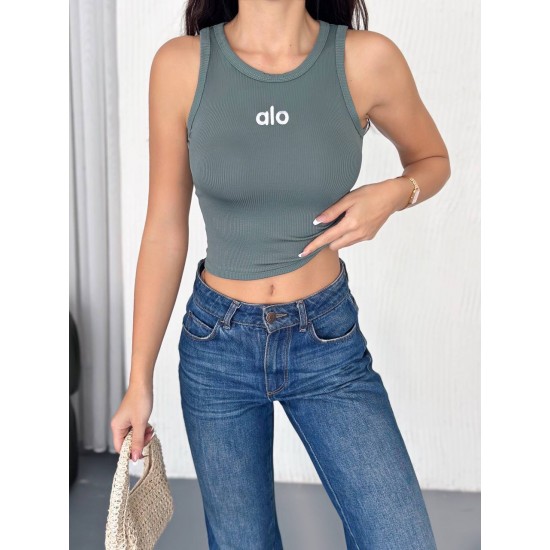 224810 Water is green Crop