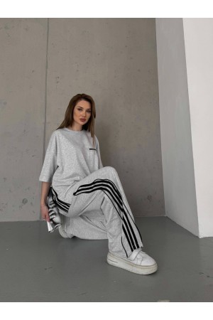 224947 TOPTAN BEYAZ EŞOFMAN TAKIM